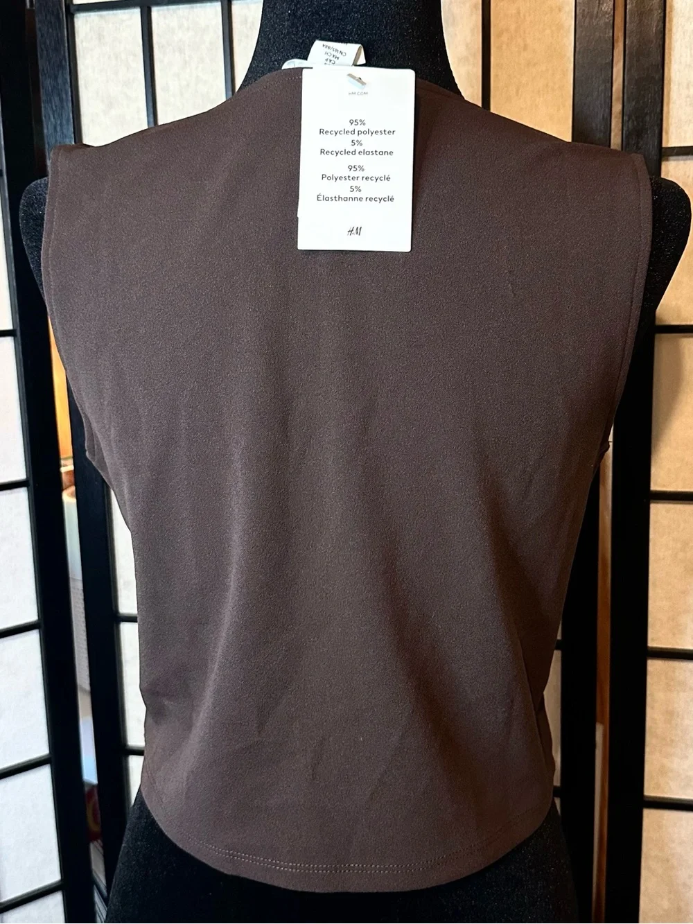 H&M Shell-Button Sleeveless Top - Picture 4 of 7